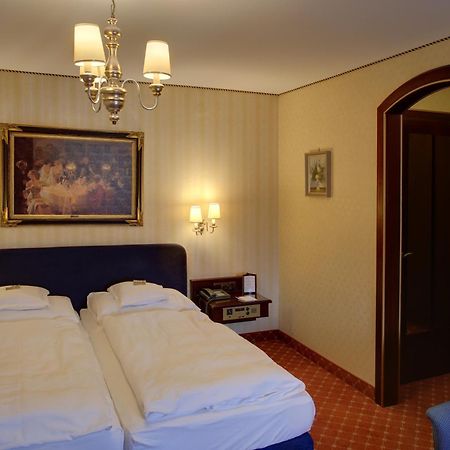 Hotel Brauereigasthof Landwehr-Braeu Reichelshofen Phòng bức ảnh
