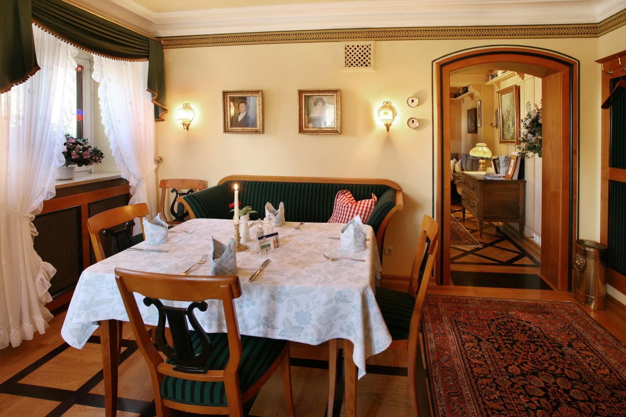 Hotel Brauereigasthof Landwehr-Braeu Reichelshofen Ngoại thất bức ảnh