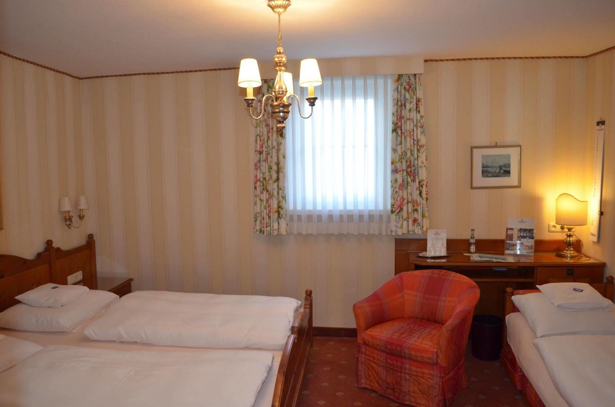 Hotel Brauereigasthof Landwehr-Braeu Reichelshofen Ngoại thất bức ảnh